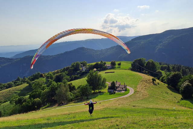 Paragliding