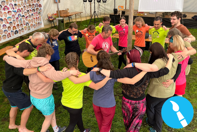 Veselé písničky a tanečky k táboráku